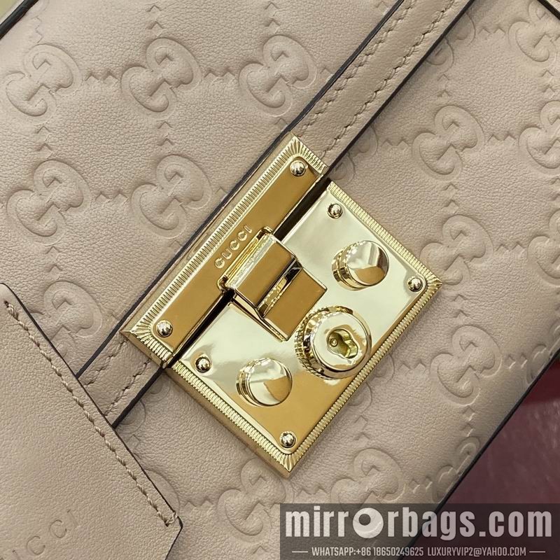 Gucci Bags 848884 20x13x8cm MP