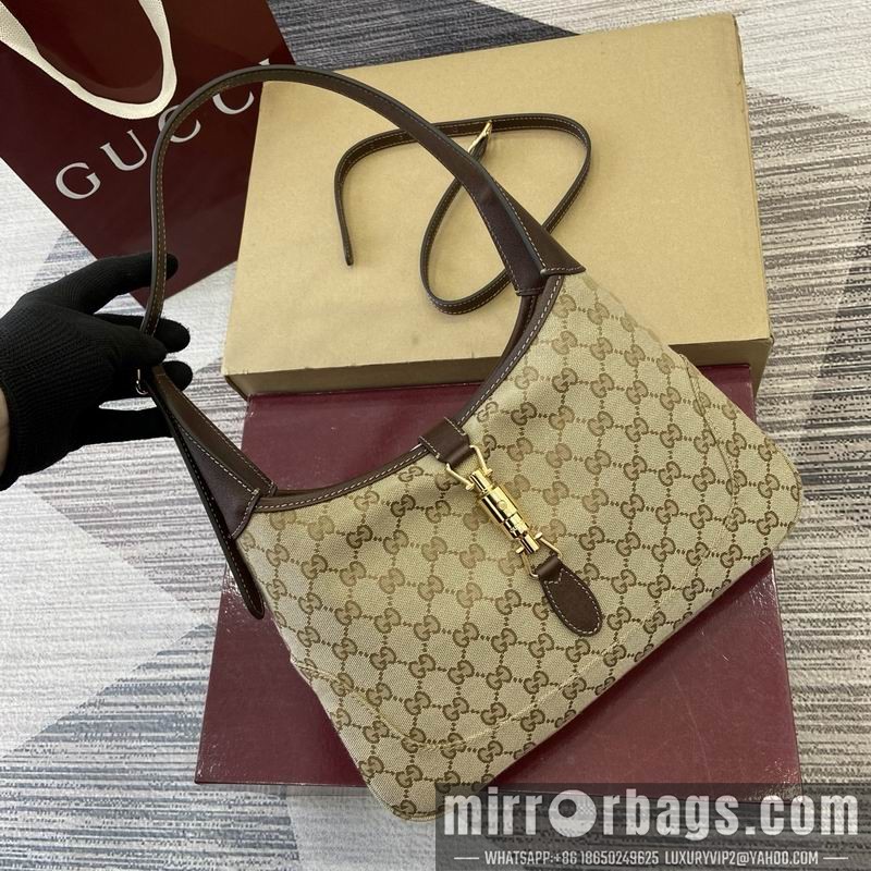 Gucci Bags 863136 28x19x4.5cm MP