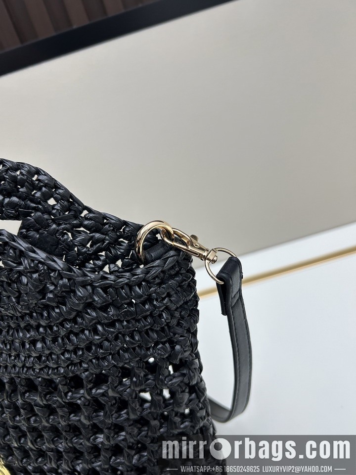 YSL Bags YSL Icare 1811 31x22cm jj