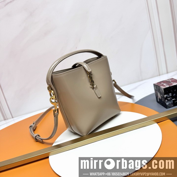 YSL Bags YSL 765870 15x13x6cm 8D8