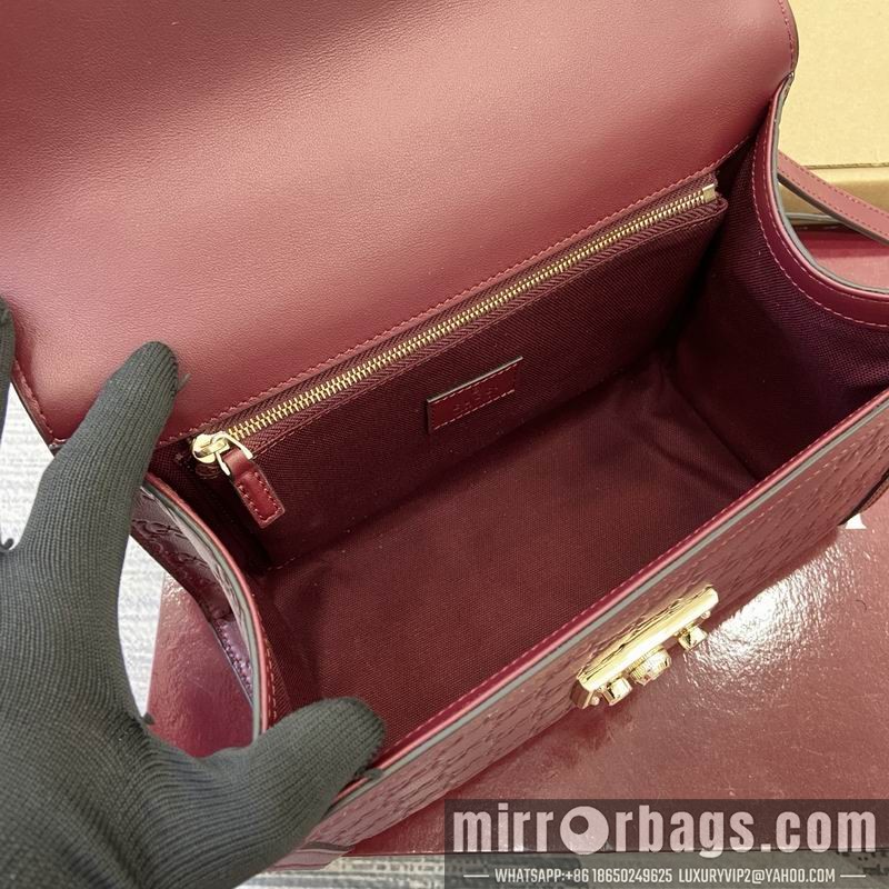 Gucci Bags 838998 26x18x11.5cm MP 4色