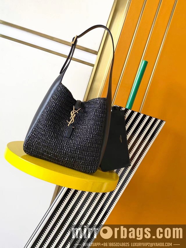 YSL Bags YSL 823812 22x22x10cm 8D1