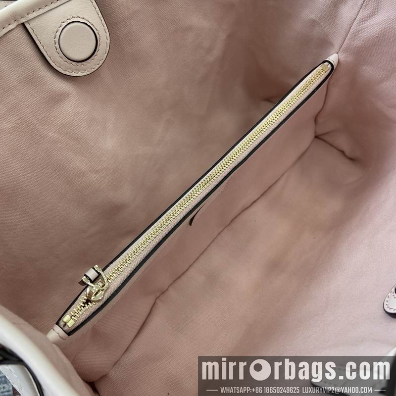 Gucci Bags 815214 30x18x11cm MP