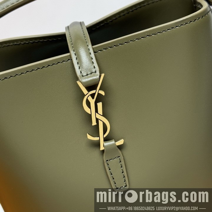 YSL Bags YSL 765870 15x13x6cm 8D6
