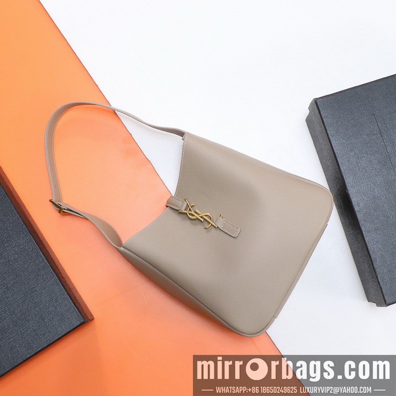 YSL Bags YSL Le 657230 24x24x10cm 8D1