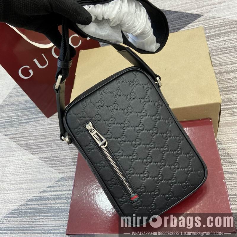 Gucci Bags 850238 16x23x5cm MP