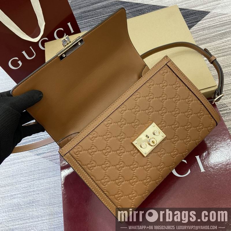 Gucci Bags 838998 26x18x11.5cm MP 4色