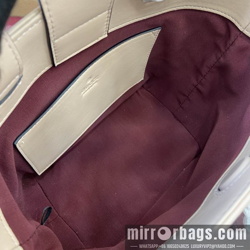 Gucci Bags 847386 18x29x18x12.5cm MP 2色