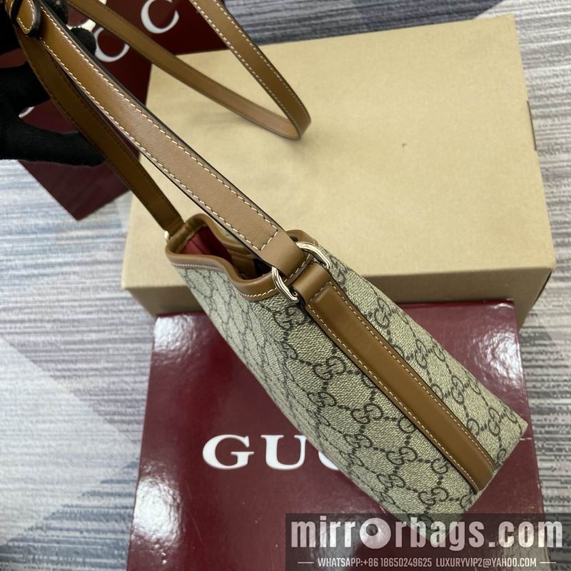 Gucci Bags 847090 15x18x8cm MP 2色