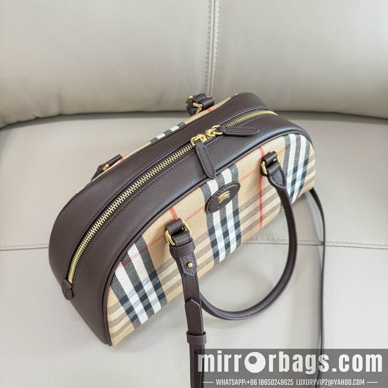 Burberry Bags 2343 33.5x12.5x17cm HQ
