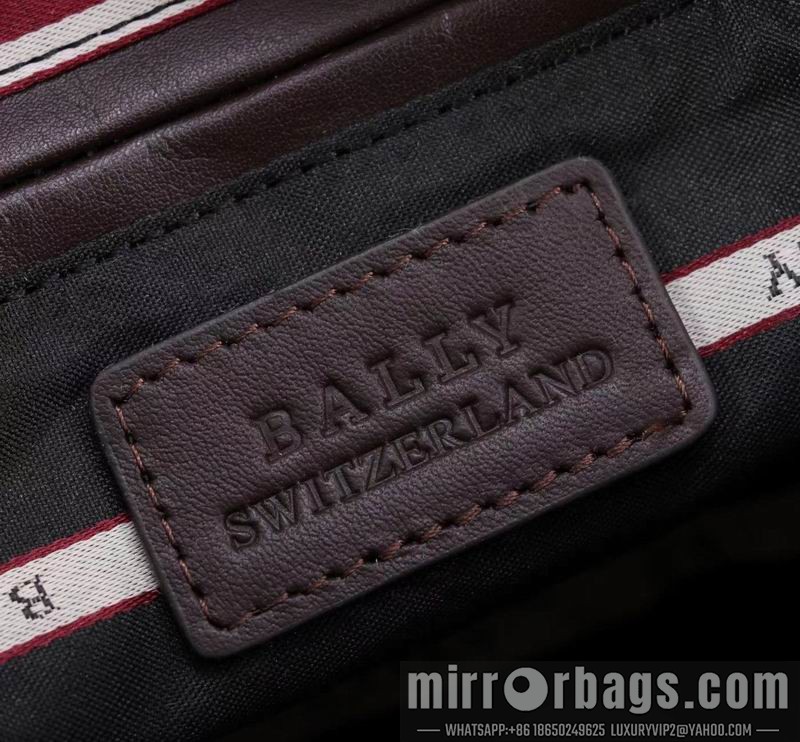 Burberry Bags 33245 27x8x18cm WP