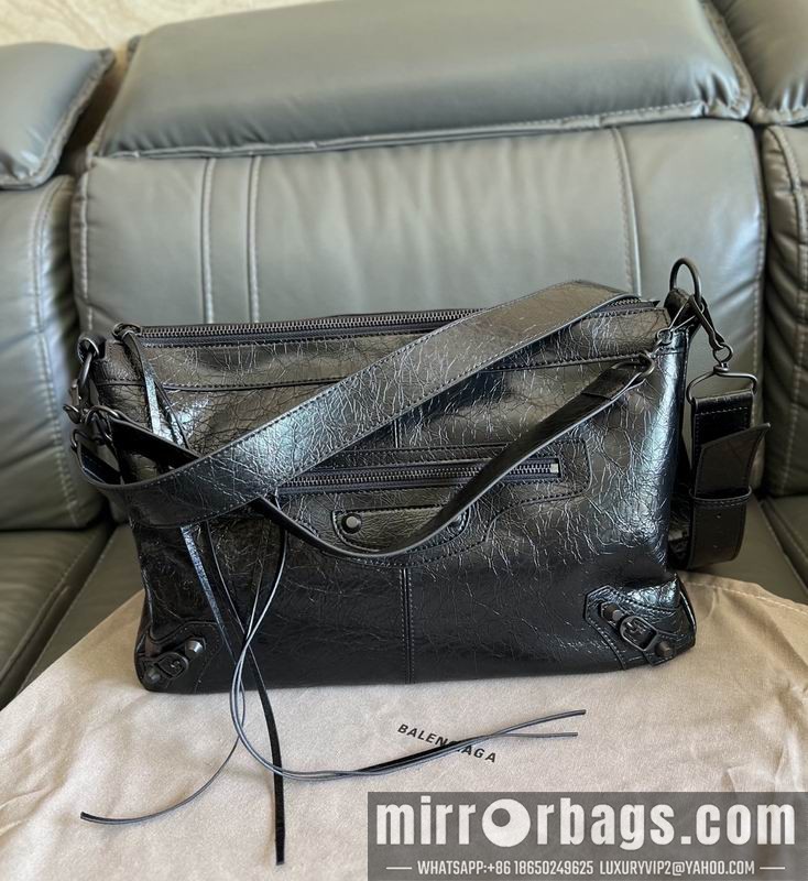 Balenciaga Bags le city moto 39x26x16cm YT