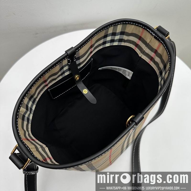 Burberry Bags 16x15x23cm HQ 1