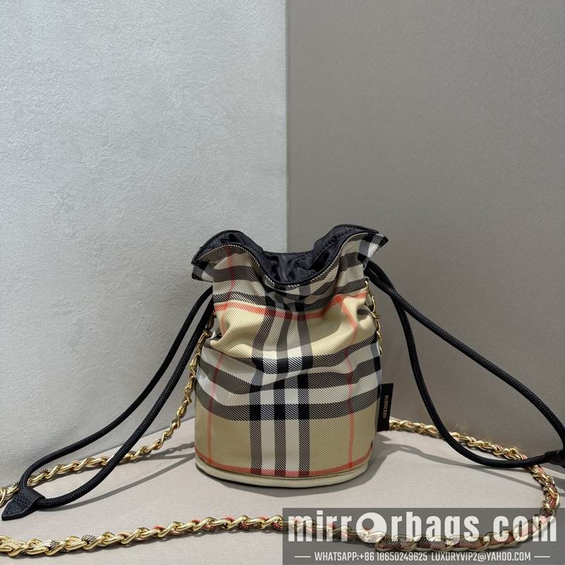 Burberry Bags Horseshoe 14x10x19cm HQ