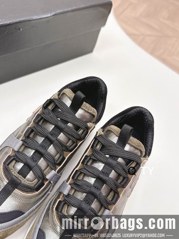 Chanel Shoes sz35-40 RR080