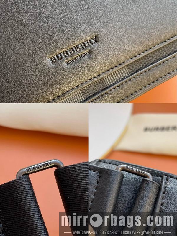 Burberry Bags 80721731 25.5x6.5x21.5cm WP