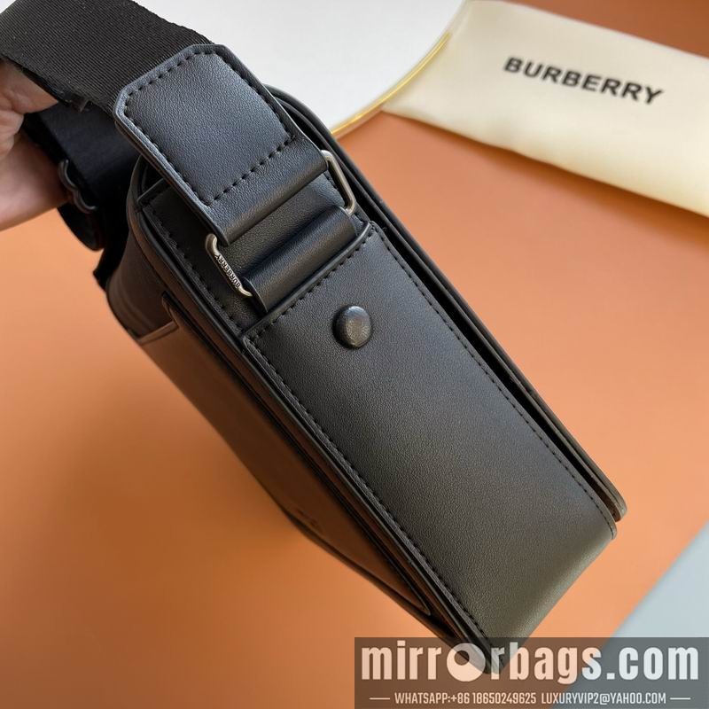 Burberry Bags 80721731 25.5x6.5x21.5cm WP