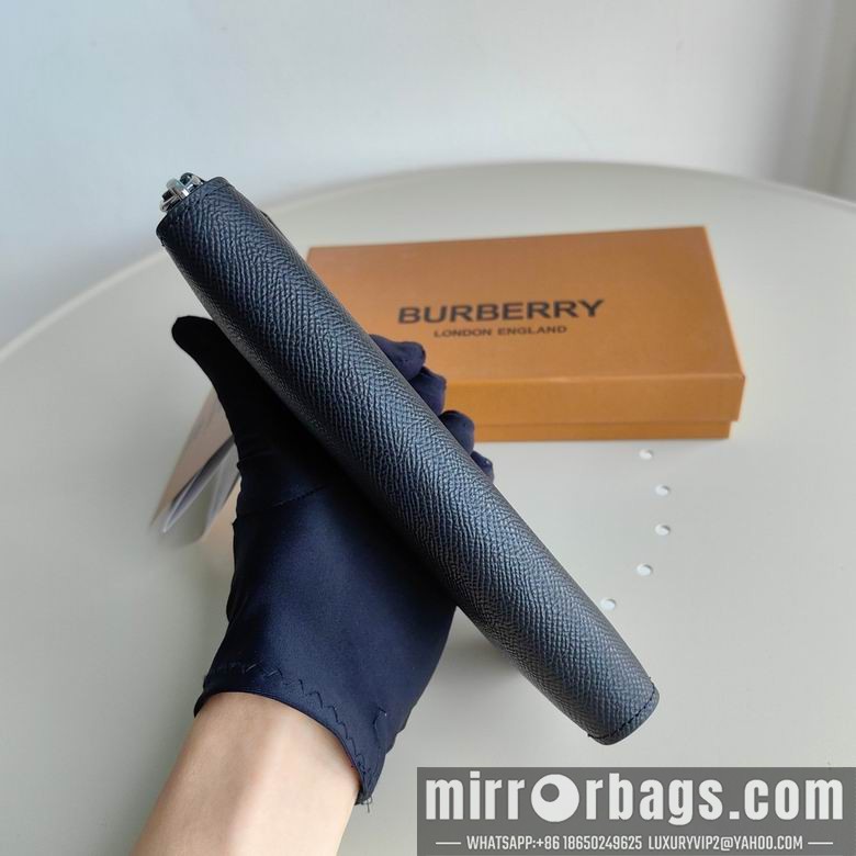 Burberry Bags 041404 WP
