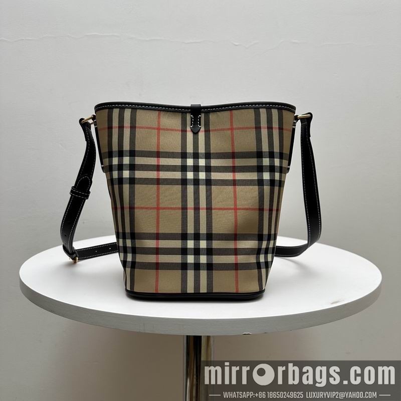 Burberry Bags 16x15x23cm HQ 1