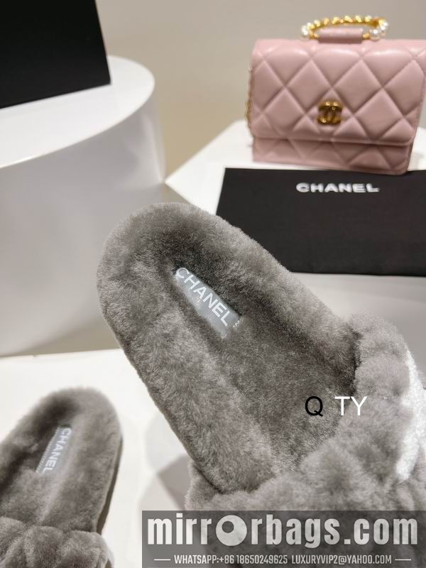 Chanel Shoes sz35-40 RR0804