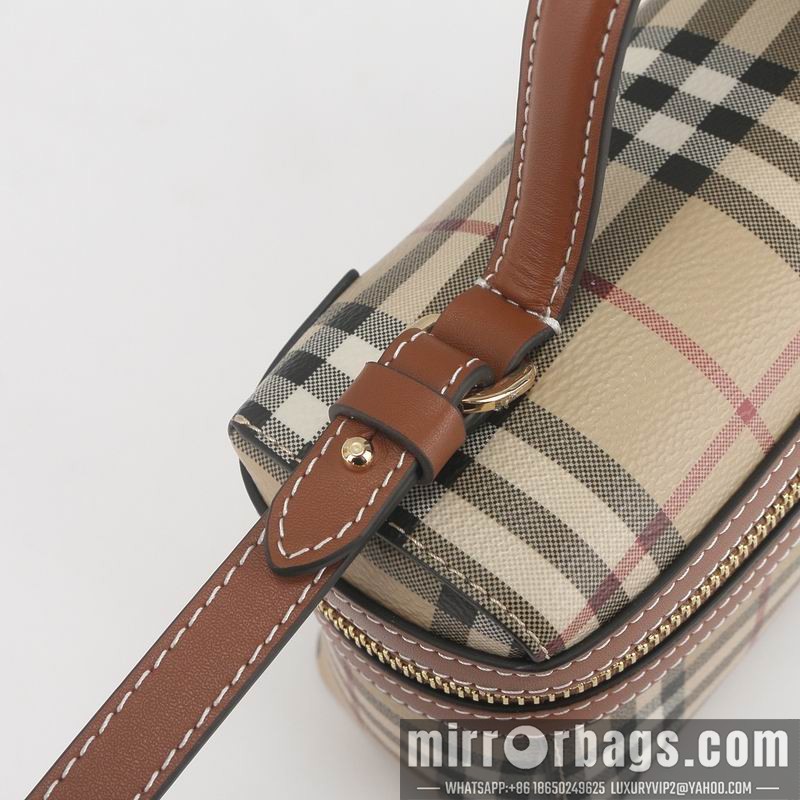 Burberry Bags 5251 19.5x8x15cm HQ 1