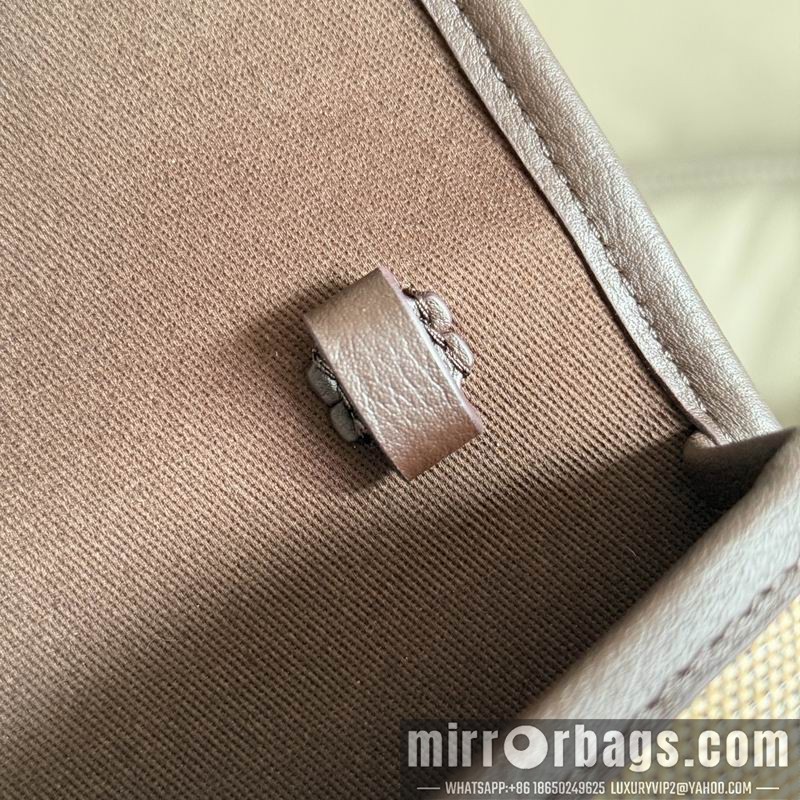 Burberry Bags 2401 19X5X11cm HQ