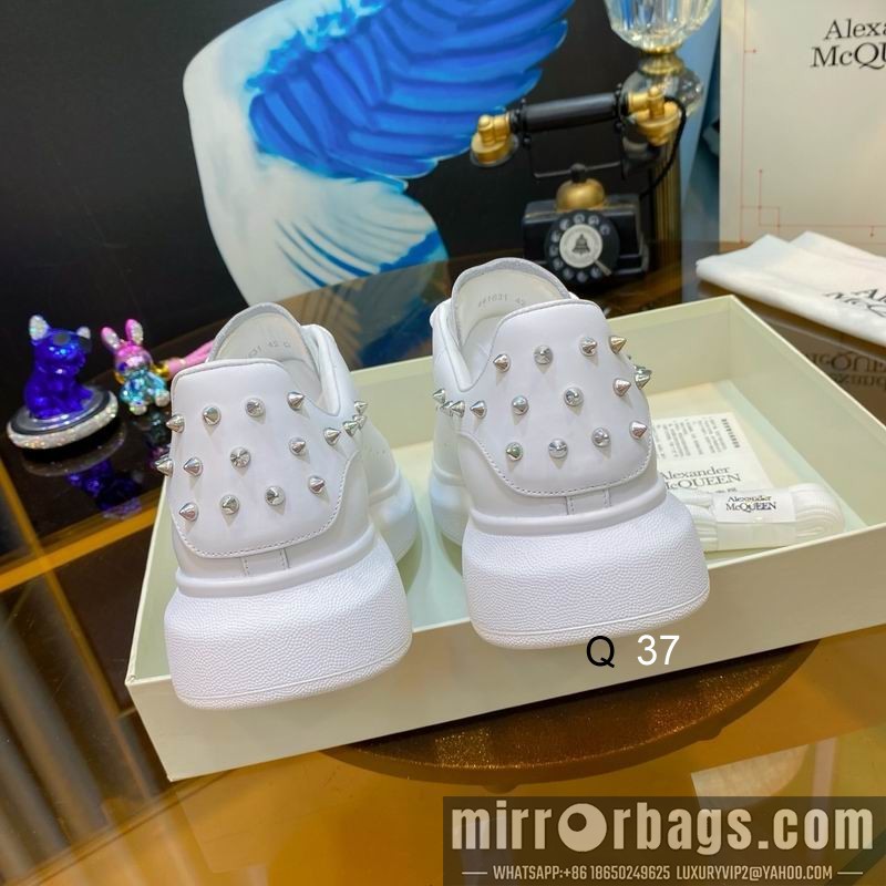 Alexander McQueen Shoes Alexander McQUEEN sz35-45 MK1010