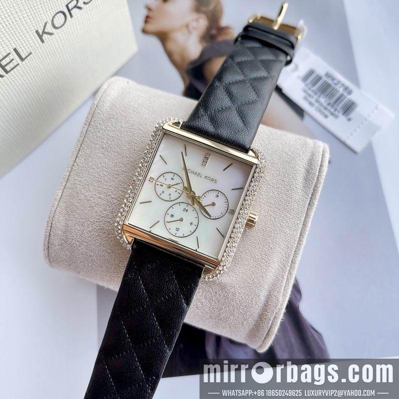 MK 37X32mm 101075 Watch
