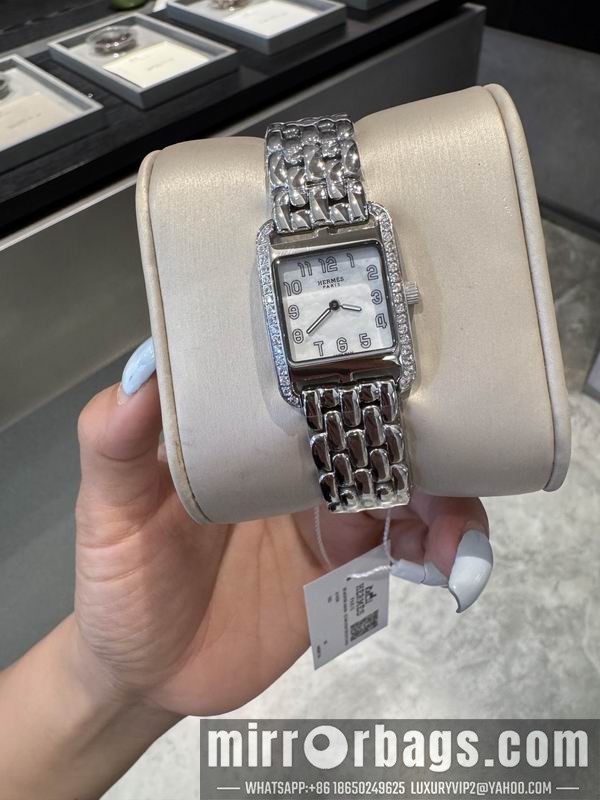 Hermes 23X23mm 101529 Watch