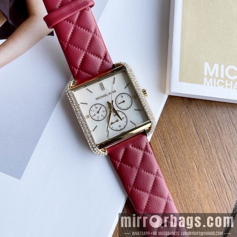MK 37X32mm 101075 Watch