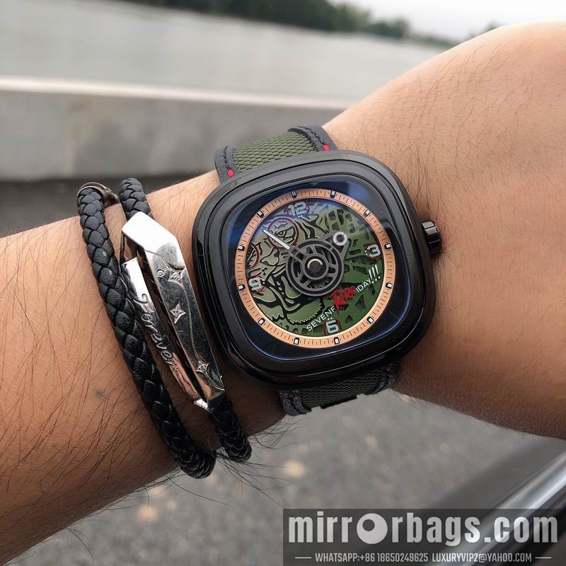 Seven Friday 45.6X45mm 090484 Watch