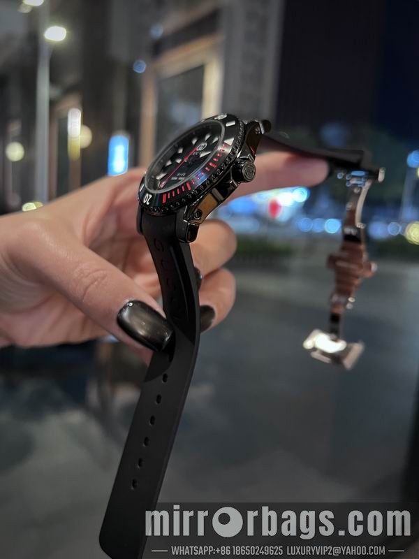 Gucci 40mm 042937 Watch