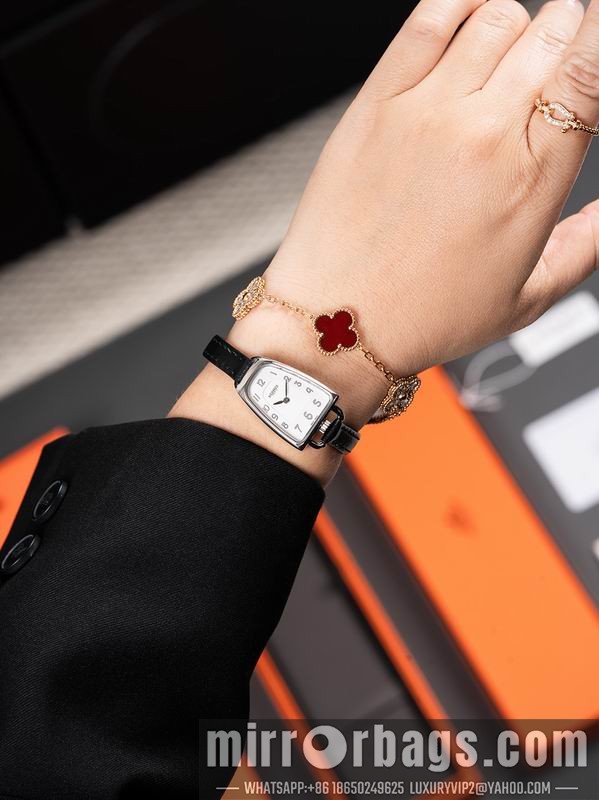Hermes 20X27.2mm 080601 Watch