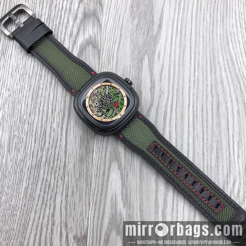 Seven Friday 45.6X45mm 090476 Watch
