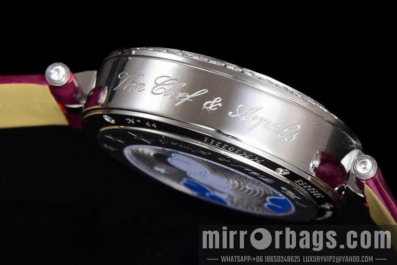 Van Cleef & Arpels watch 040955 Watch