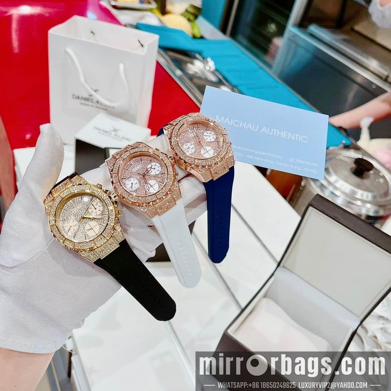 Guess watch 1010164 Watch