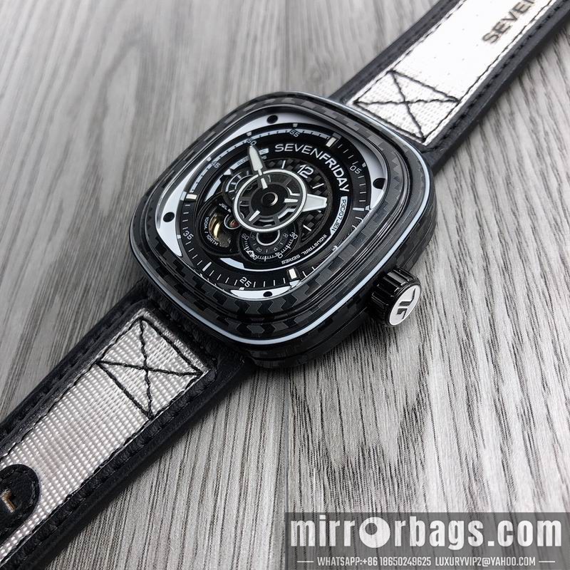 Seven Friday 47.6X47mm 090462 Watch