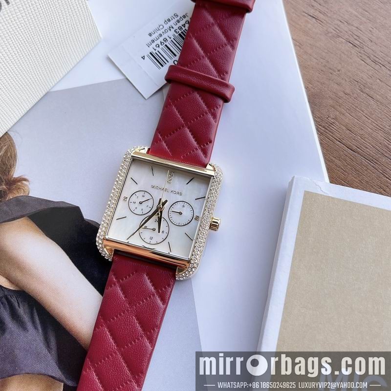 MK 37X32mm 101075 Watch