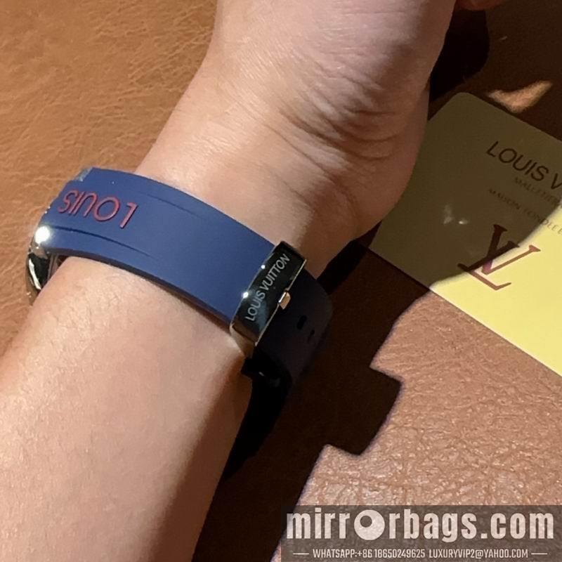 LV 40mm 080486 Watch