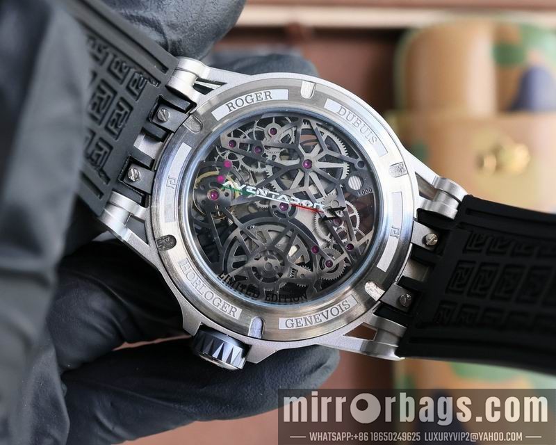 Roger Dubuis 46mm 090402 Watch
