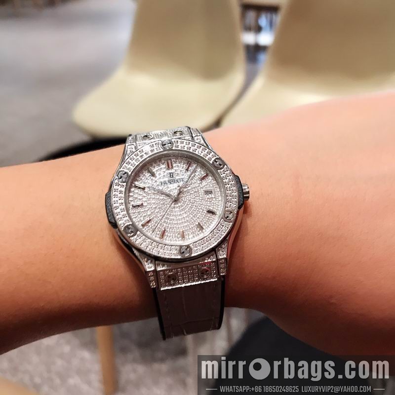 Hublot 38mm 092210 Watch