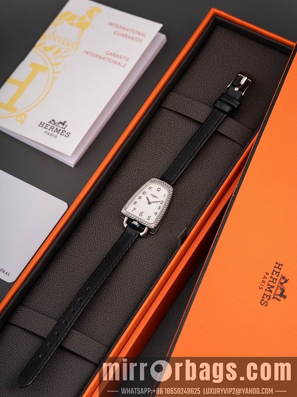 Hermes 20X27.2mm 080602 Watch