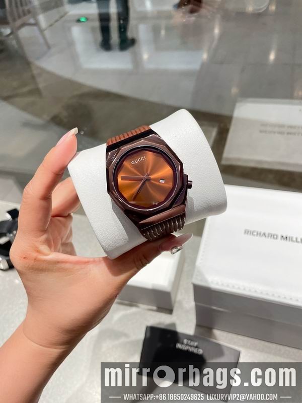 Gucci 41mm 091723 Watch