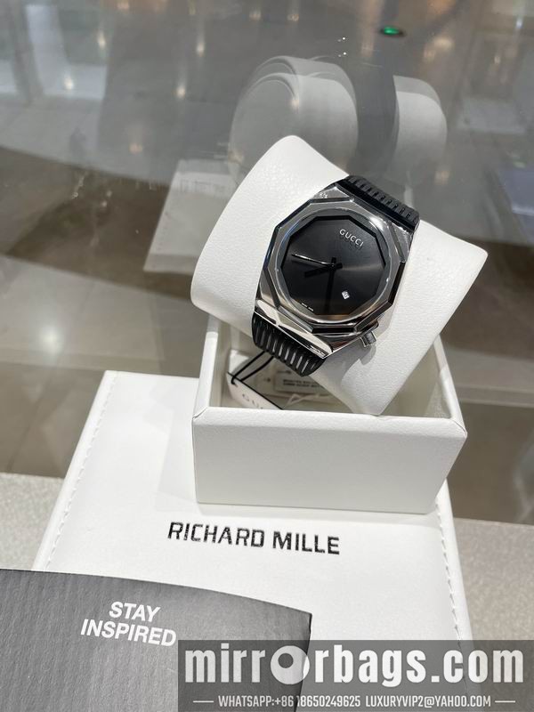 Gucci 41mm 091723 Watch