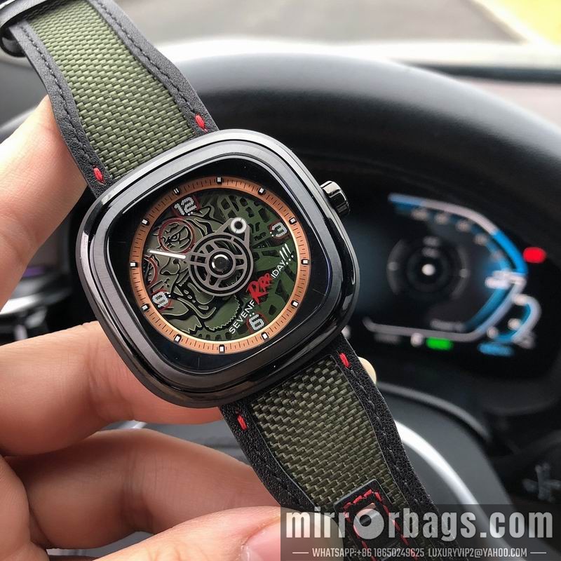 Seven Friday 45.6X45mm 090484 Watch
