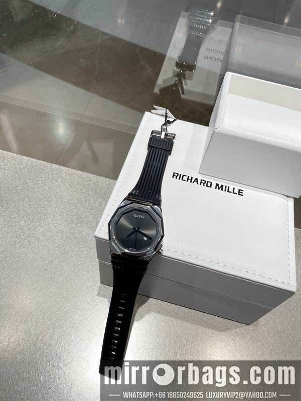 Gucci 41mm 091723 Watch