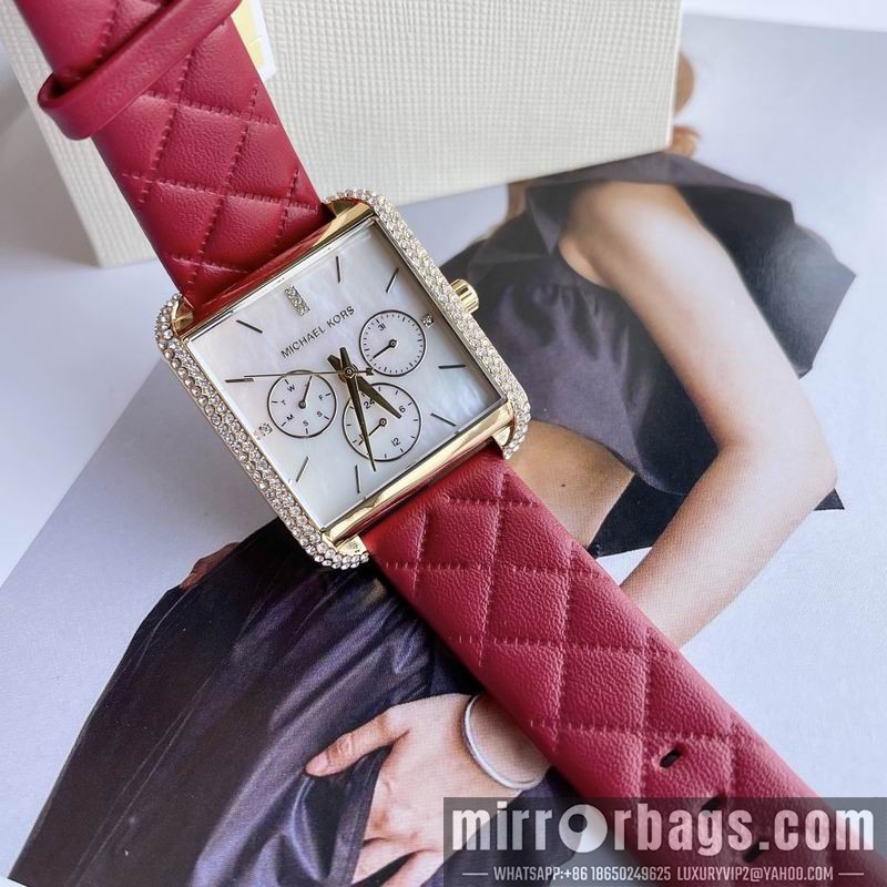 MK 37X32mm 101075 Watch
