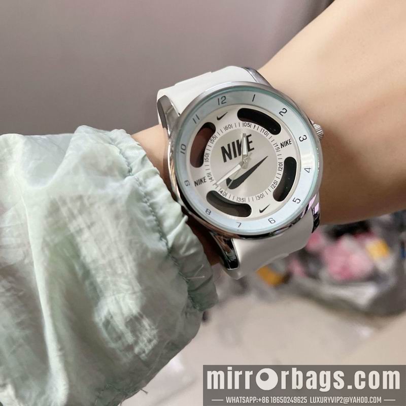 Nike watch 080407 Watch