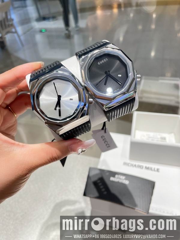 Gucci 41mm 091723 Watch