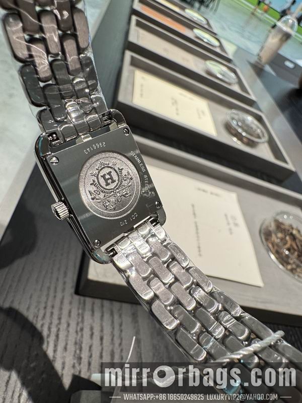 Hermes 23X23mm 101528 Watch